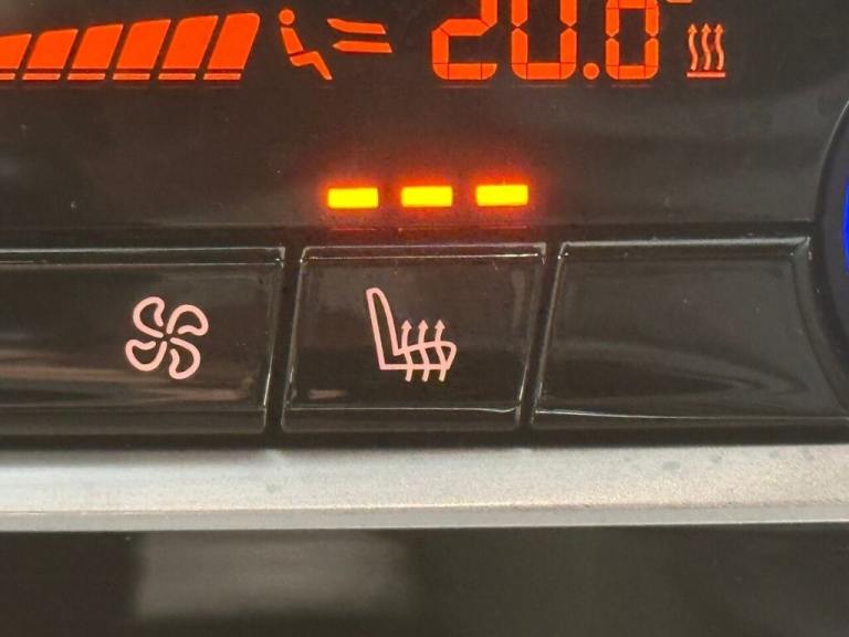 2017 BMW 5 Series 520d M-SPORT AUTO 190 BHP + SAT NAV + HEATED LEATHER Saloon Diesel Automatic