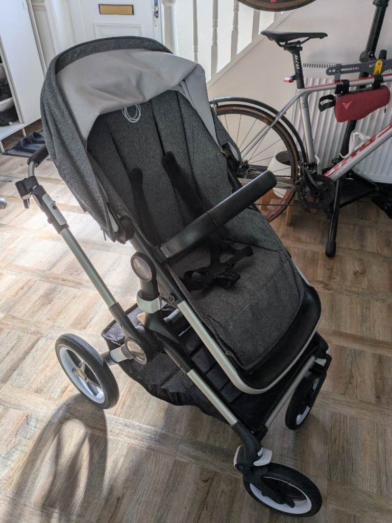 Bugaboo carrycot and pushchair