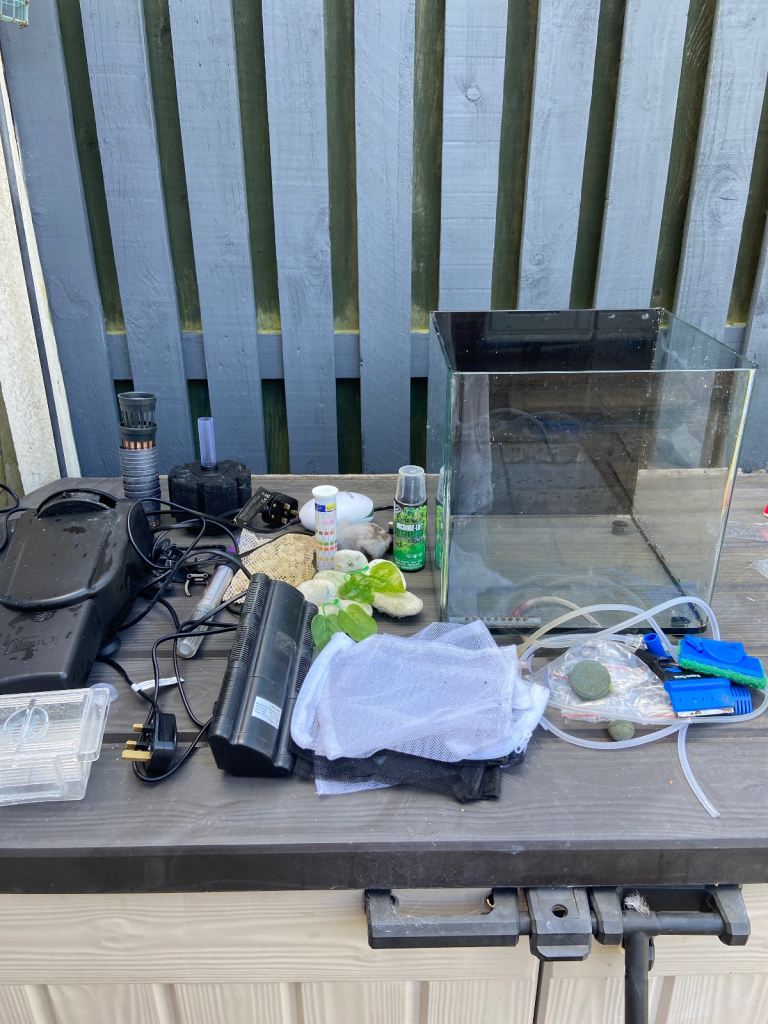 Aquarium and equipment 
