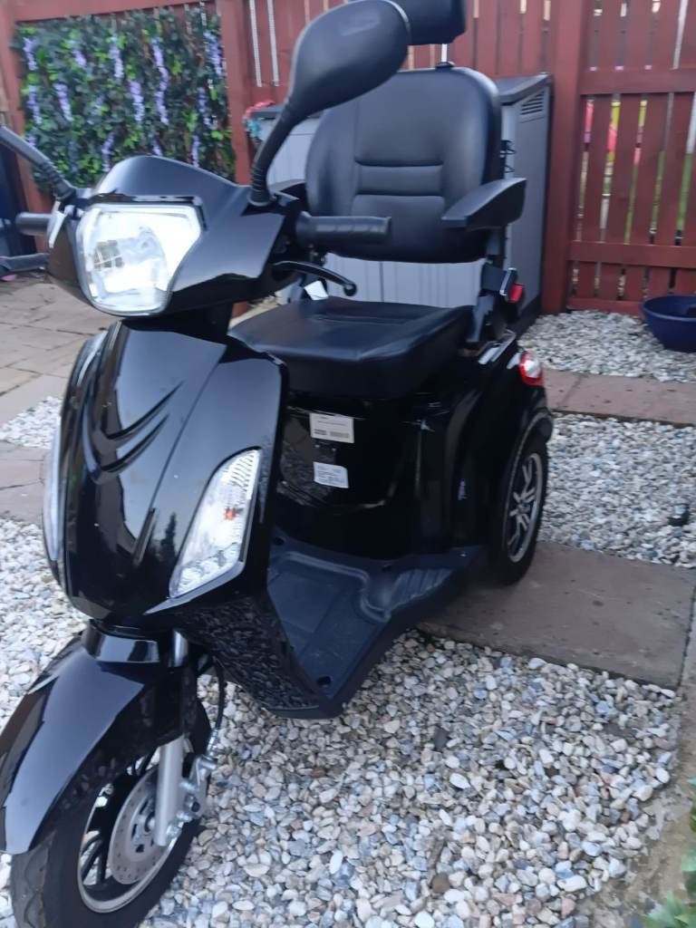 GreenPower Mobility Scooter – Black, Good Condition