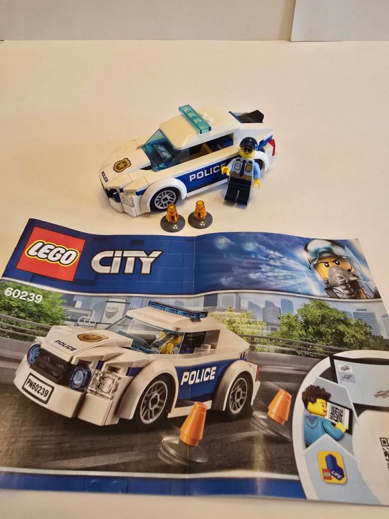 LEGO - Genuine - 60239  Lego City Police Patrol car