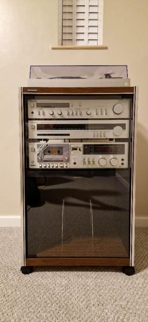 Technics Hi Fi in cabinet 