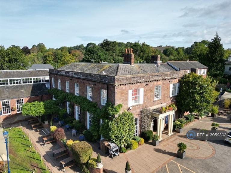 2 bedroom flat in Imperial Hotel, Exeter, EX4 (2 bed) (#3059302)