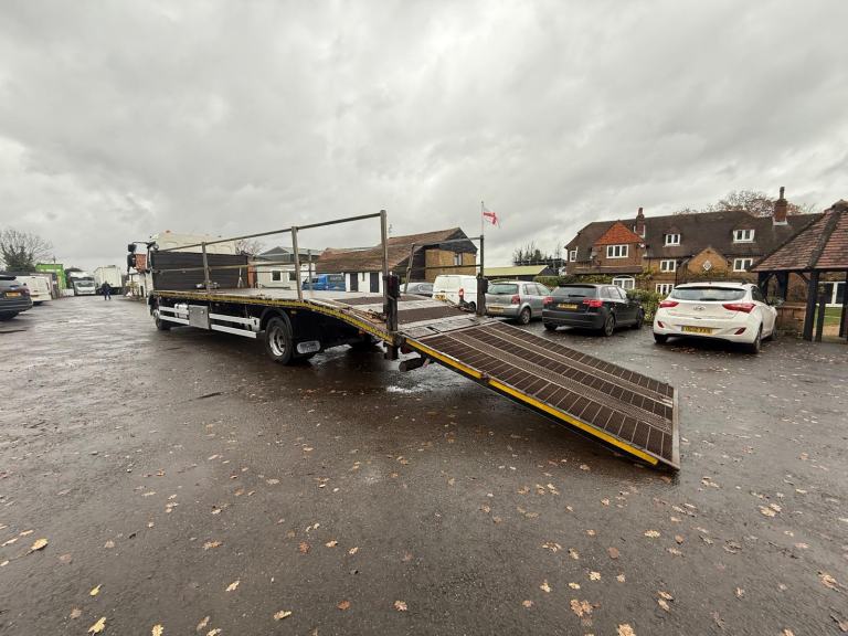 DAF LF 210 BEAVER TAIL WITH WINCH