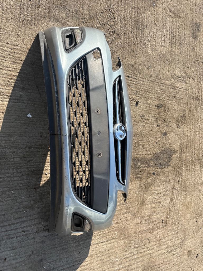2010-2015 Vauxhall Astra J Complete Front Bumper