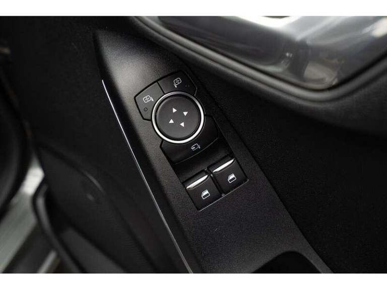 2018 Ford Fiesta 1.0 EcoBoost Titanium 5dr HATCHBACK PETROL Manual