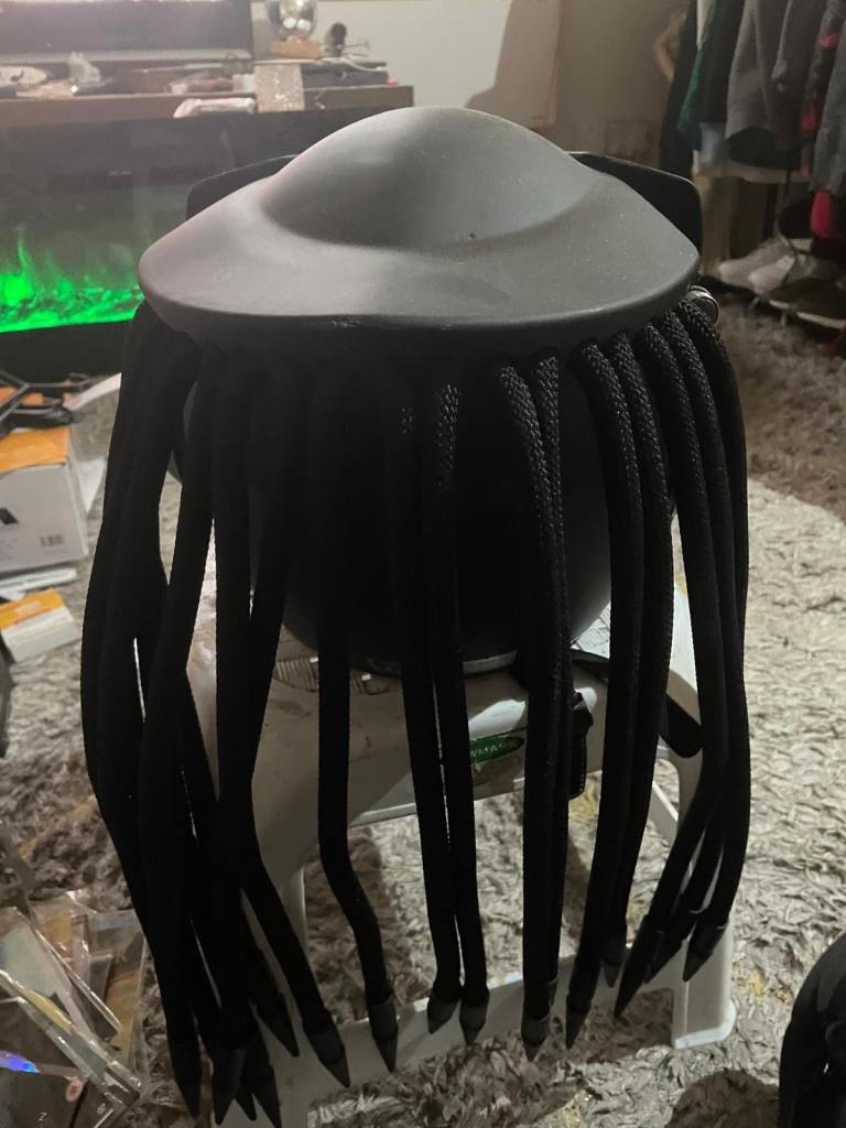 Predator crash helmet 