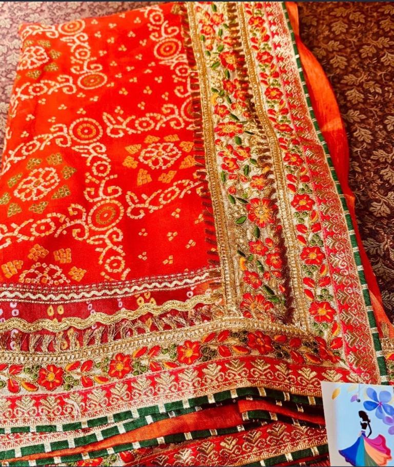 BNWT Beautiful Red Traditional Indian Saree with Gold Embroidery