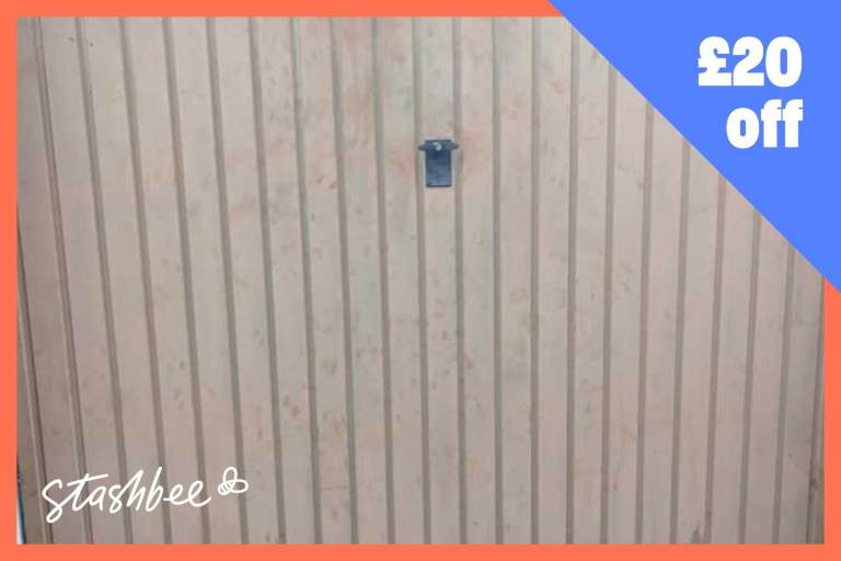 Garage to rent in Luton (LU3) | Stashbee