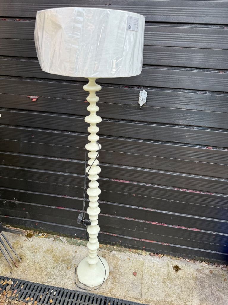 Cream metal standard lamp with new shade