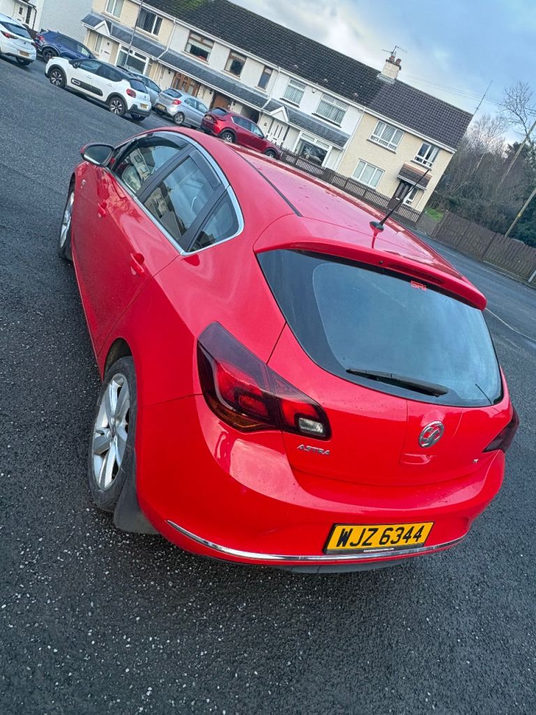 Vauxhall, ASTRA, Hatchback, 2013, Manual, 1598 (cc), 5 doors
