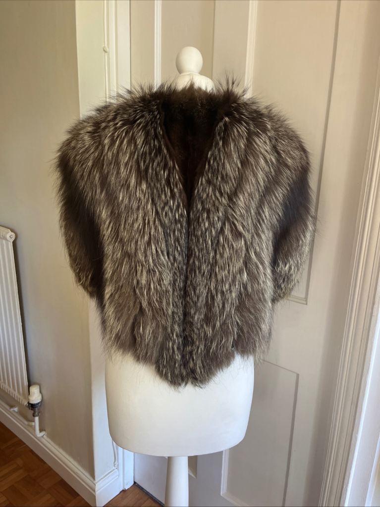 Silver Fox Fur Cape Vintage 20s/40s style