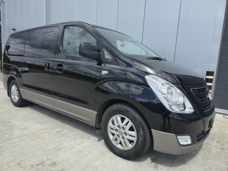 2016 Hyundai i800 2.5 CRDi [136] SE 5dr MPV DIESEL Manual