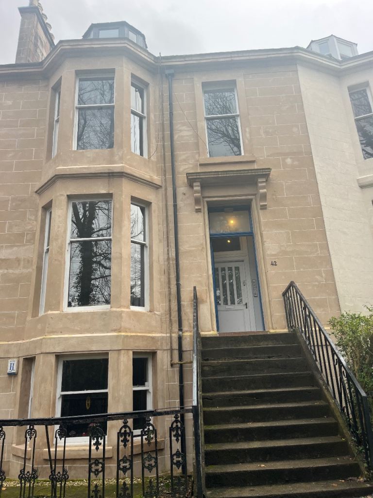  Attic flat in West End - Kelvinbridge area