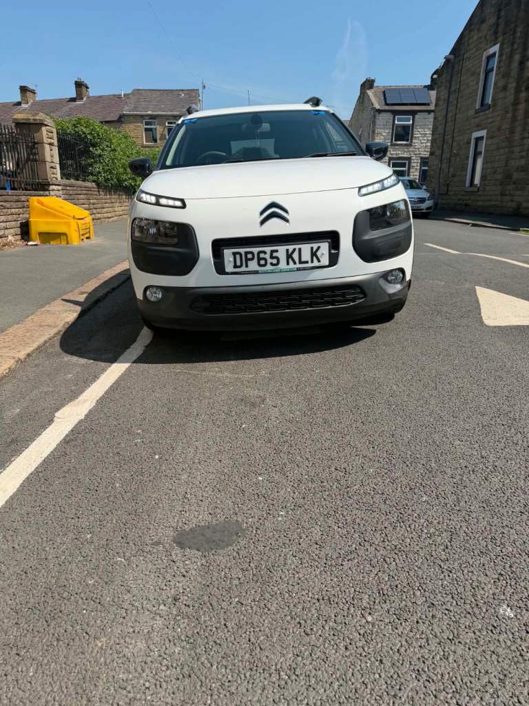 Citroen, C4 CACTUS, Hatchback, 2016, Manual, 1199 (cc), 5 doors