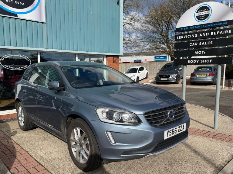 2017 Volvo XC60 D5 220HP SE Lux Nav 5dr AWD Geartronic ESTATE Diesel Automatic