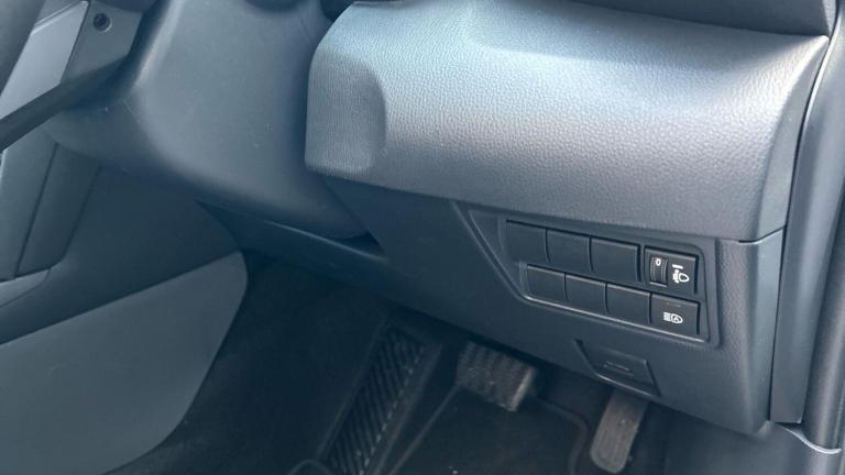  Toyota Yaris Cross 1.5 VVT-h Design SUV 5dr Petrol Hybrid E-CVT Euro 6 (s/s) (116 ps) Petrol/Ele...