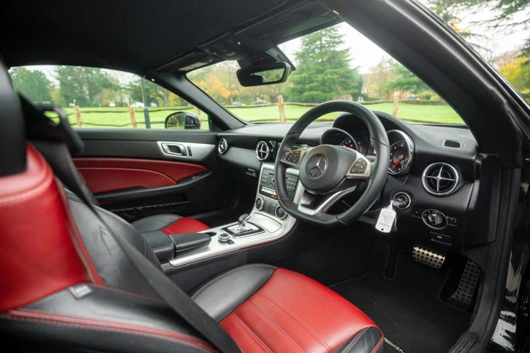 2016 Mercedes-Benz SLC 2.0 SLC 200 AMG Line Auto 2dr Convertible Petrol Automatic