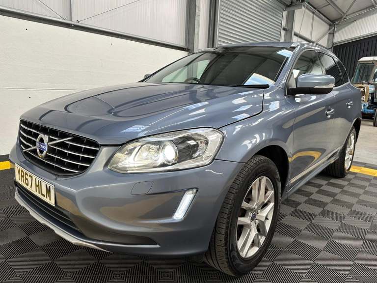 VOLVO XC60 2.0 SE Lux Nav D4 2017
