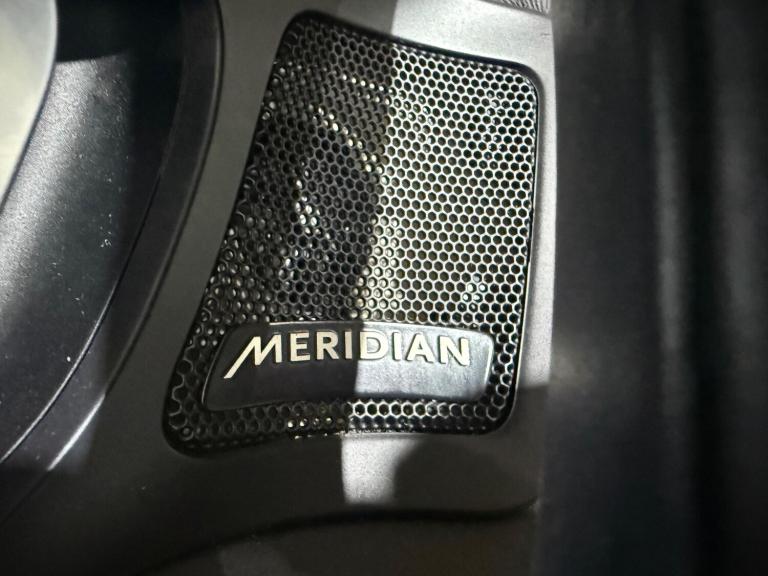 2017 Land Rover Discovery Sport 2.0 TD4 HSE Luxury Auto 4WD Euro 6 (s/s) 5dr ESTATE Diesel Automatic