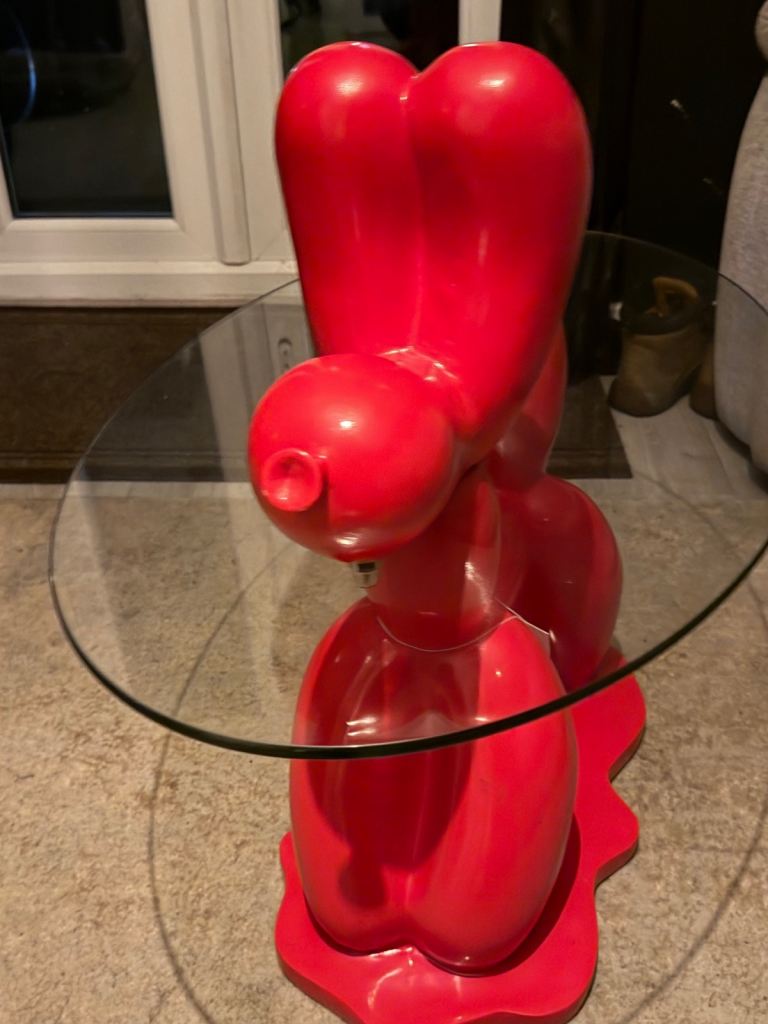 Balloon dog coffee table side table 