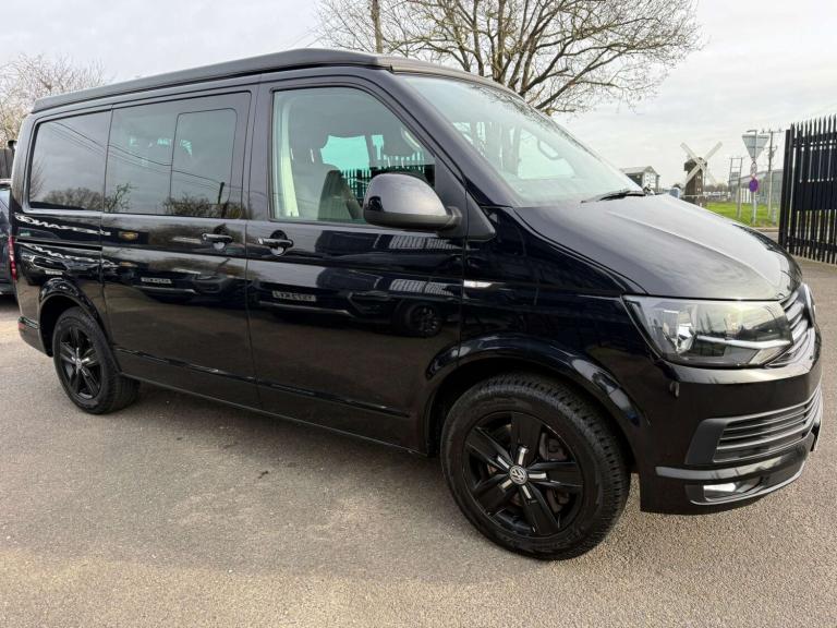 2018 Volkswagen Transporter 2.0 Transporter T32 Highline TDI BlueMotion Technology Semi-Auto camp...