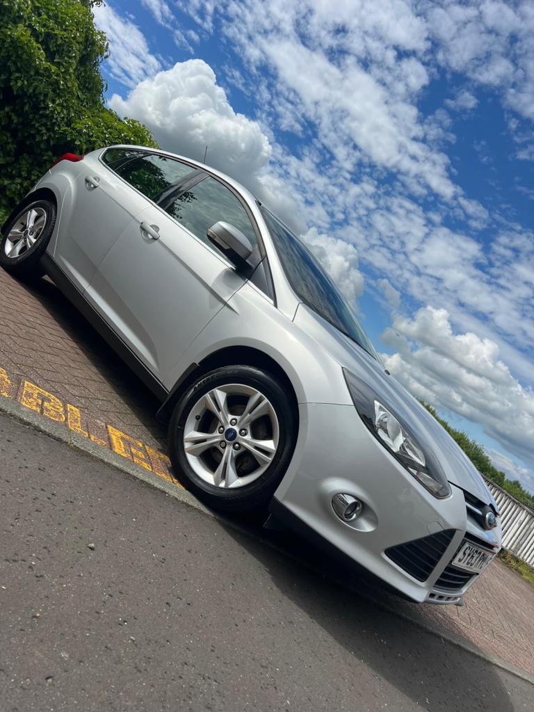 Ford, FOCUS, Hatchback, 2013, Manual, 998 (cc), 5 doors