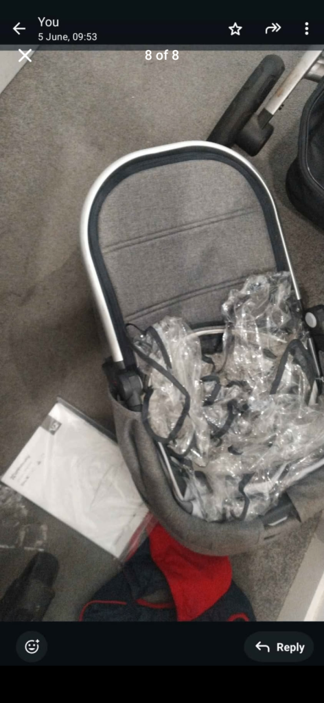 Double Buggy ( Uppababy Vista V2 with Bassinet)