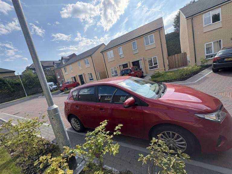 Toyota, AURIS, Hatchback, 2014, Manual, 1364 (cc), 5 doors