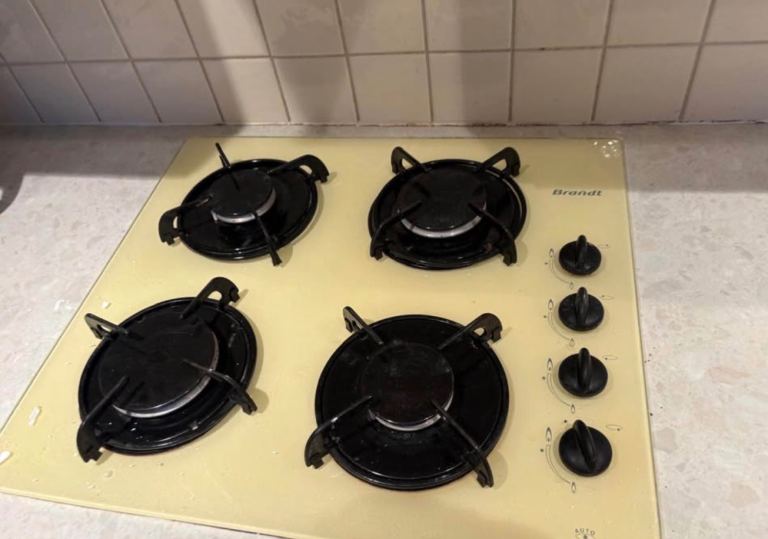 Excellent condition gas cooker hob