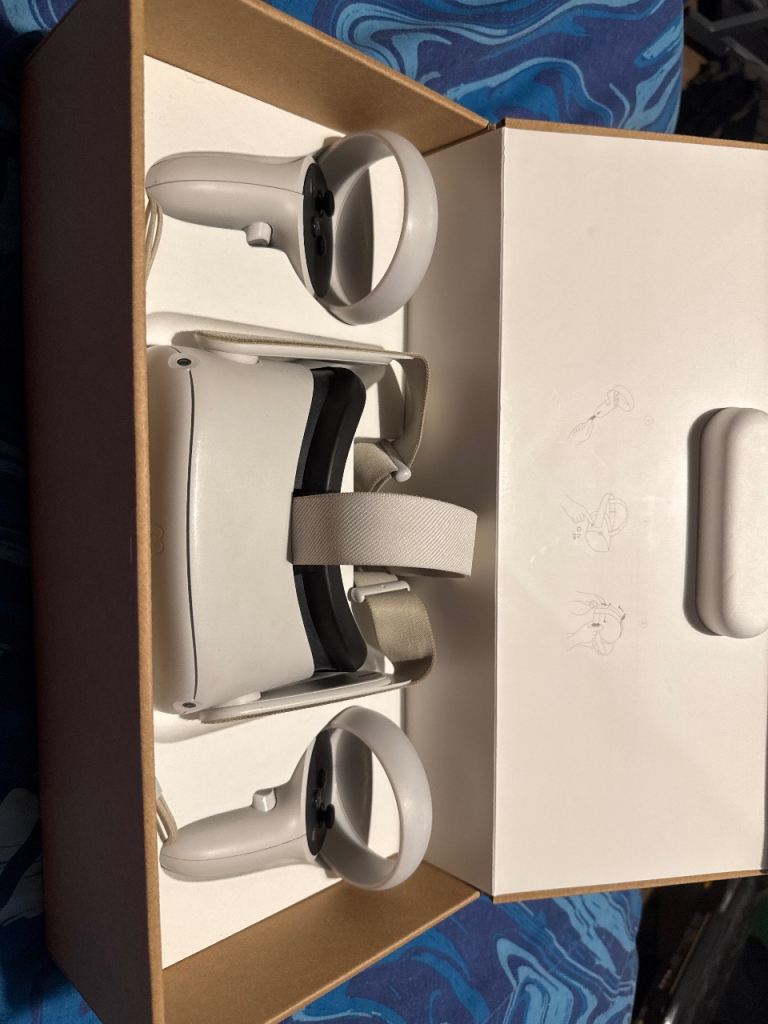 Meta Quest 2 VR Headset with Controllers – As Good As New