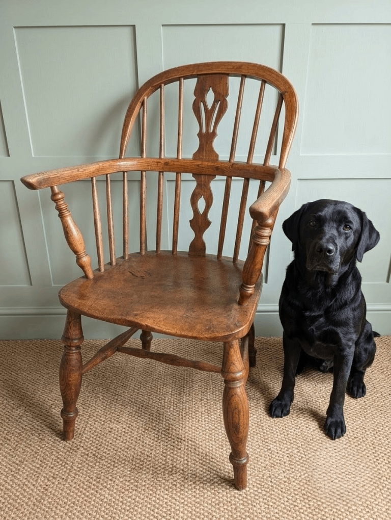 Antique ash and elm country house Windsor chair