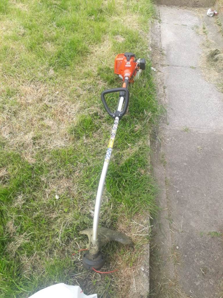 Petrol strimmer 