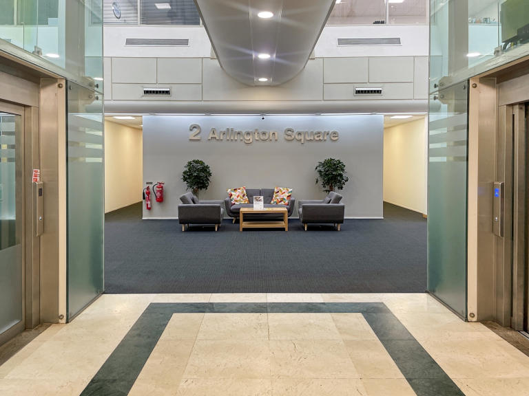 Bracknell - RG121WA \ Virtual Office Services Available Now