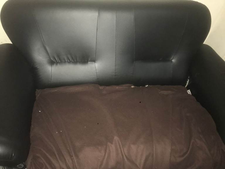 FREE LEATHER BLACK FURNITURE AND BED