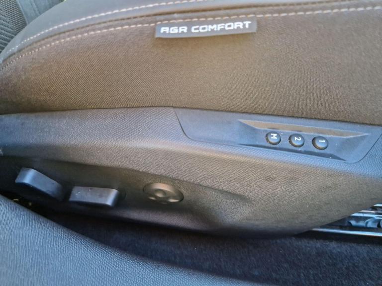 2022 Peugeot 308 1.6 Plug-in Hybrid 225 GT Premium 5dr e-EAT8 HATCHBACK PETROL/ELECTRIC Automatic