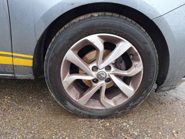 2018 Vauxhall Corsa 1.4 SRi Nav 5dr HATCHBACK PETROL Manual