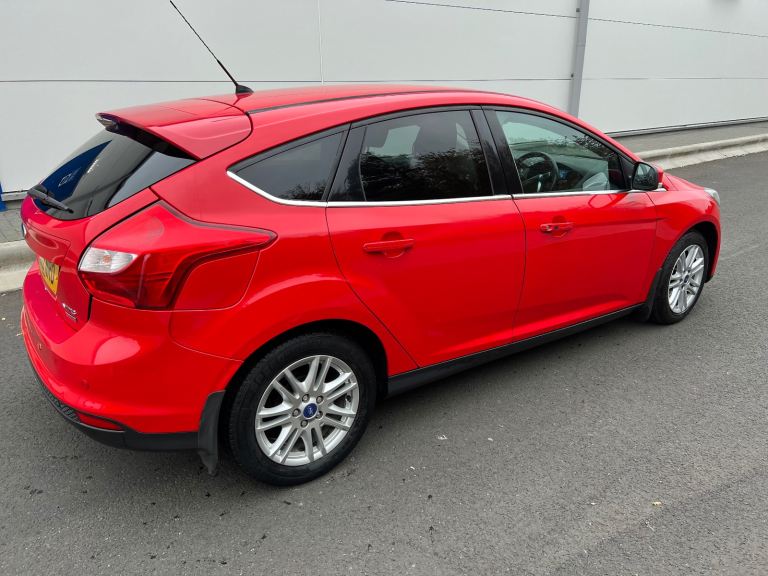Ford, FOCUS, Hatchback, 2012, Manual gearbox, petrol 998 (cc), 5 doors