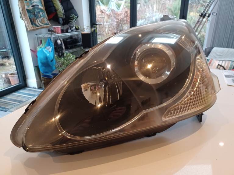 Civic Type R headlight