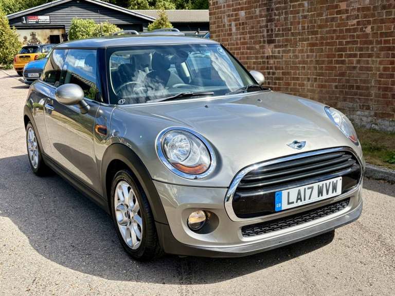 2017 MINI Hatch 1.5 Cooper 3-Door Hatch Hatchback Petrol Automatic