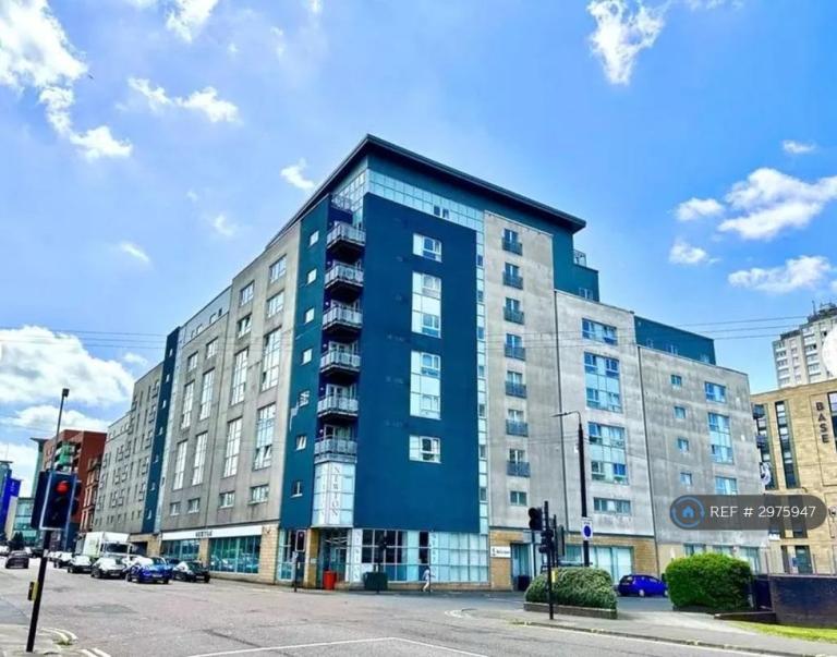 2 bedroom flat in Port Dundas Road, Glasgow, G4 (2 bed) (#2975947)