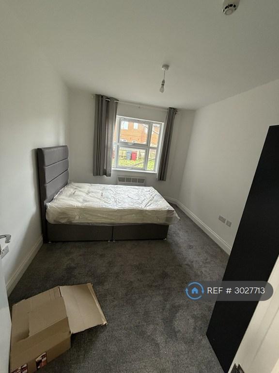 1 bedroom in Western Elms Avenue, Reading, RG30 (#3027713)