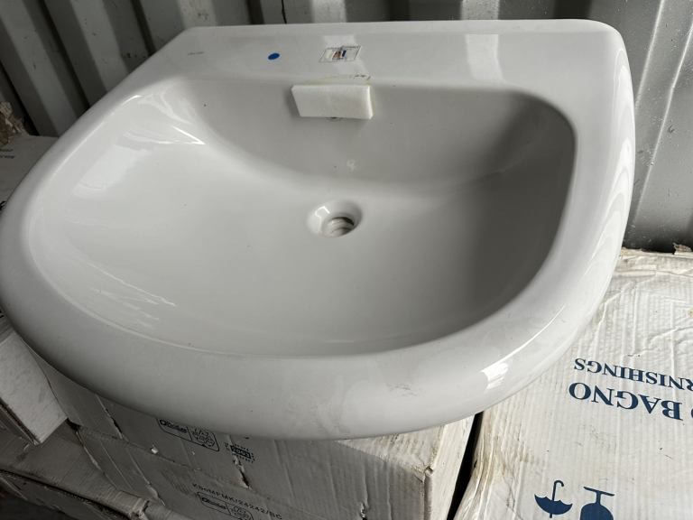 Incea Washbasin Italian Bathroom Suite Washroom WC Sink Oval