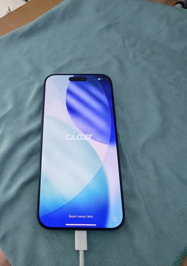 IPhone 17 pro like new 