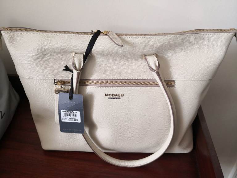 MODALU LEATHER HANDBAG