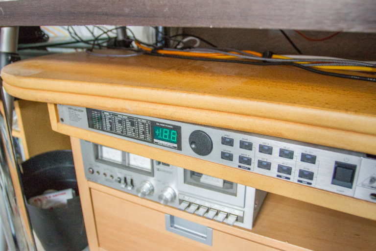 * Double width 1U desktop rack mount with modules * PRICE DROP