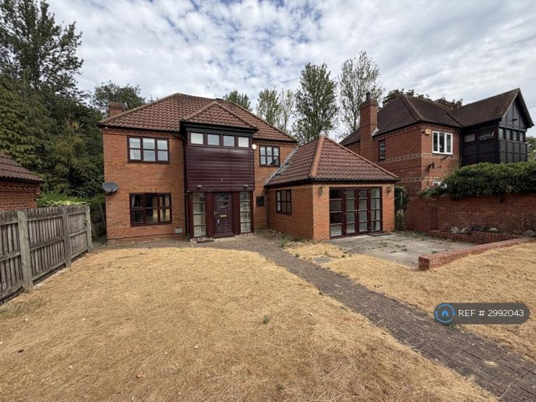 5 bedroom house in Taunton Deane, Milton Keynes, MK4 (5 bed) (#2992043)