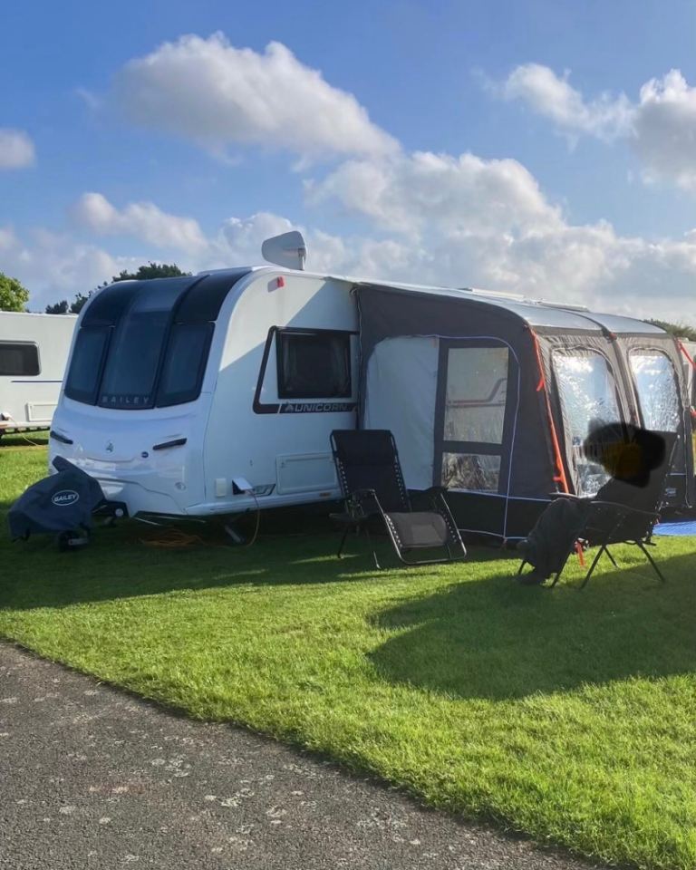 Camptech Starline elite 300 caravan porch and annex 