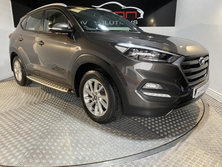 HYUNDAI TUCSON 1.7 CRDi Blue Drive SE 2015