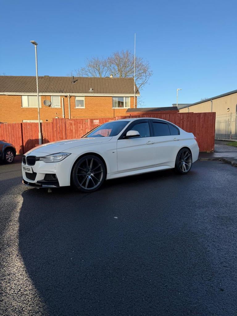 BMW, 3 SERIES, Saloon, 2013, Manual, 1995 (cc), 4 doors